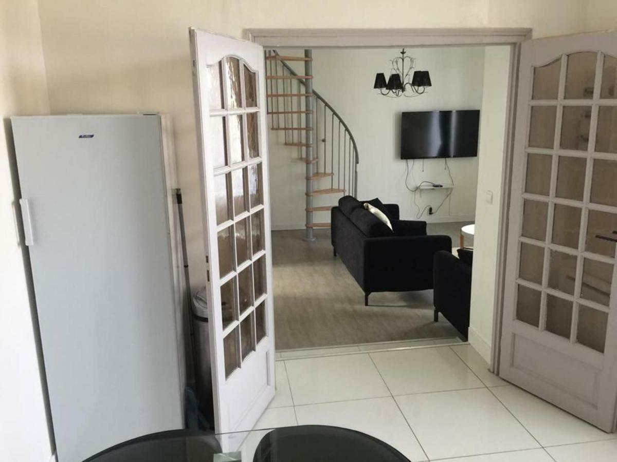 シャトー・ティエリDuplex Agreable Et Calmeアパートメント エクステリア 写真